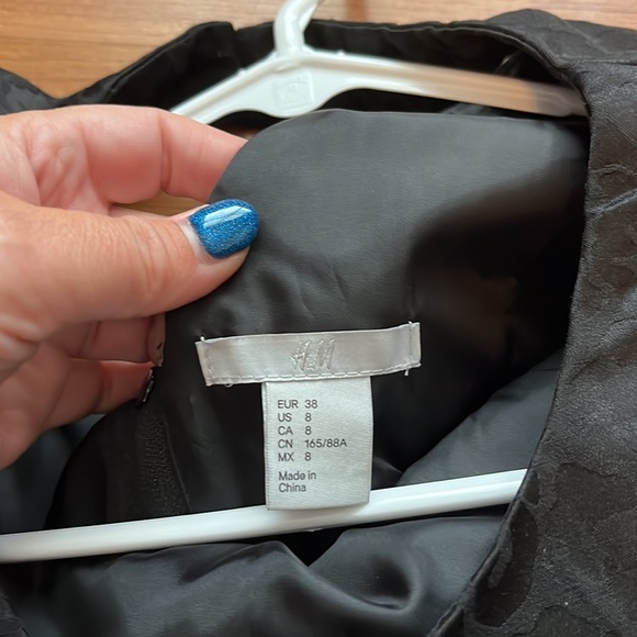 H & M VERY SEXY LITTLE BLACK DRESS! - Picture 11 of 13